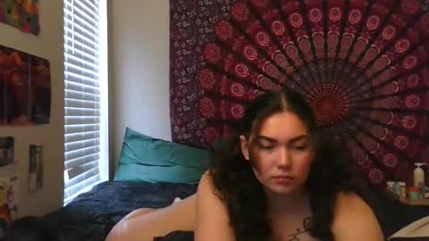 Sola Reina online show from October 10, 2025, 5:56 pm