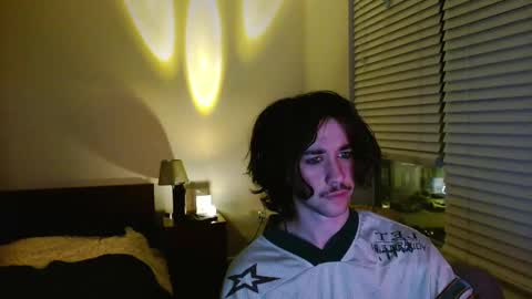 Snapshot of solis3 chatting on December 15, 2025, 3:55 am Solis3 online show from December 15, 2025, 3:55 am