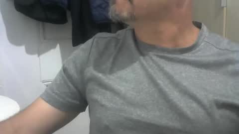 Snapshot of solitariodf2022 chatting on November 7, 2025, 10:10 pm solitariodf2022 online show from November 7, 2025, 10:10 pm