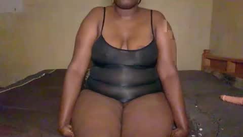 Snapshot of sollybunny chatting on February 28, 2026, 4:13 am Solly bunny online show from February 28, 2026, 4:13 am