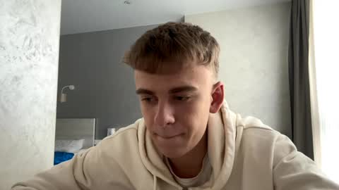 Jett online show from April 1, 2026, 2:47 pm