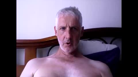 Snapshot of soloman1969 chatting on January 21, 2025, 2:33 am Soloman online show from January 21, 2025, 2:33 am