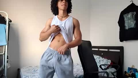 Hi Im Weller Check my Bio  online show from March 16, 2026, 10:58 pm