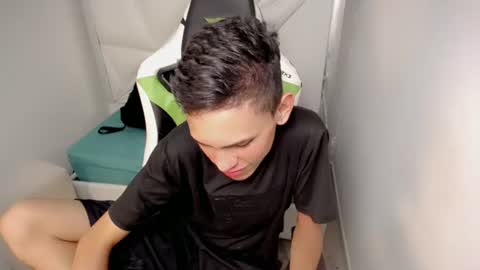 ESTEBAN online show from June 17, 2026, 4:59 am