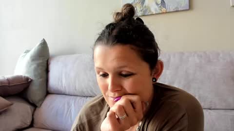 SomeonesDay online show from April 6, 2026, 1:12 pm