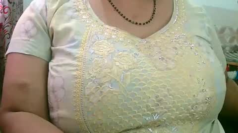 soni88888 online show from December 5, 2024, 8:55 am