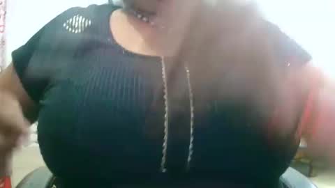 soni88888 online show from January 27, 2025, 3:39 pm