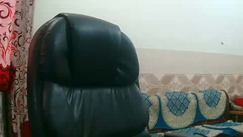 soni88888 online show from February 1, 2025, 11:10 am