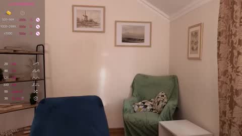 Snapshot of sonia_jones chatting on December 18, 2025, 11:27 am Sofia online show from December 18, 2025, 11:27 am