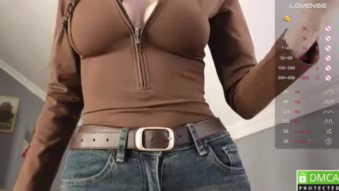 Snapshot of sonia_jones chatting on March 21, 2026, 9:29 pm Sofia online show from March 21, 2026, 9:29 pm