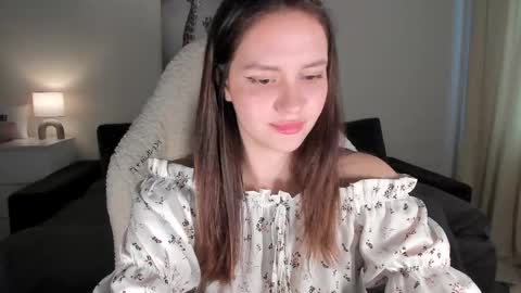 Snapshot of sonia_moon_ chatting on March 12, 2025, 5:35 am sonia_moon_ online show from March 12, 2025, 5:35 am