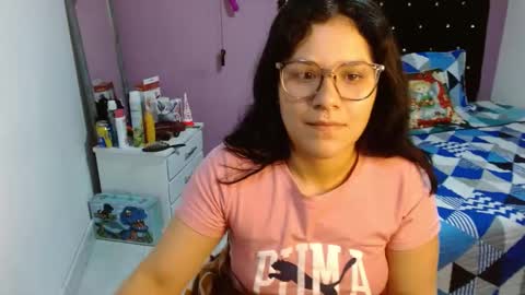 Snapshot of soniafuckboobs chatting on December 12, 2024, 10:24 am soniafuckboobs online show from December 12, 2024, 10:24 am