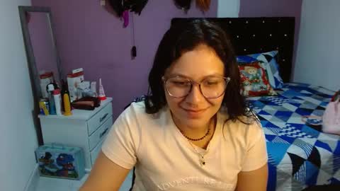 Snapshot of soniafuckboobs chatting on December 13, 2024, 11:06 pm soniafuckboobs online show from December 13, 2024, 11:06 pm