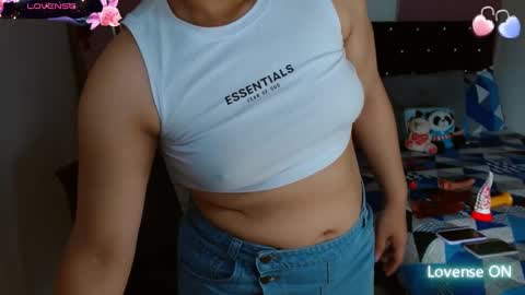 Snapshot of soniafuckboobs chatting on March 3, 2025, 12:27 pm soniafuckboobs online show from March 3, 2025, 12:27 pm