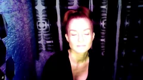 Sonia online show from December 4, 2025, 3:21 pm