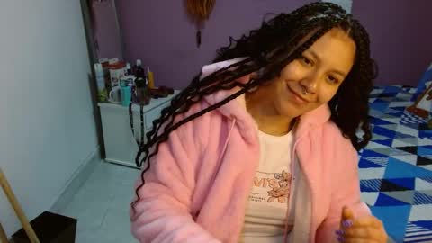 sonialatin69 online show from December 28, 2024, 12:13 pm