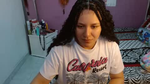 sonialatin69 online show from December 30, 2024, 4:29 pm