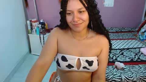 sonialatin69 online show from January 7, 2025, 8:31 pm