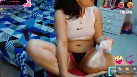 sonialatin69 online show from February 12, 2025, 10:04 pm