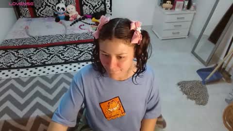 sonialatin69 online show from October 7, 2025, 12:35 pm