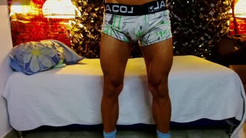 Snapshot of sonicj25_ chatting on December 24, 2024, 4:00 am SONIC online show from December 24, 2024, 4:00 am