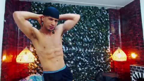 Snapshot of sonicj25_ chatting on December 31, 2024, 3:55 am SONIC online show from December 31, 2024, 3:55 am