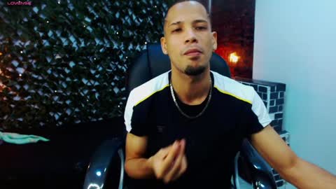 Snapshot of sonicj25_ chatting on February 1, 2025, 9:29 pm SONIC online show from February 1, 2025, 9:29 pm