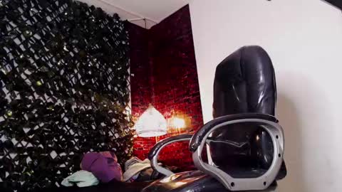 Snapshot of sonicj25_ chatting on February 24, 2025, 1:13 am SONIC online show from February 24, 2025, 1:13 am