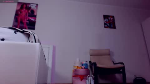 Sonja Ray online show from October 22, 2025, 7:41 am