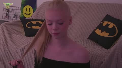 Sonya  Instagram   Twitter sonyaplushgirl  OnlyFans sonyaplush online show from December 10, 2024, 9:11 pm