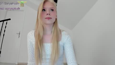 Sonya  Instagram   Twitter sonyaplushgirl  OnlyFans sonyaplush online show from February 20, 2025, 6:46 pm