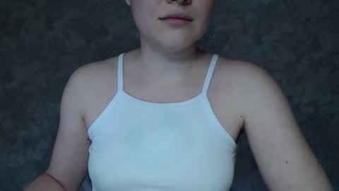 Sonya online show from September 19, 2025, 8:05 am