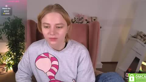 Litta online show from April 12, 2026, 10:48 pm