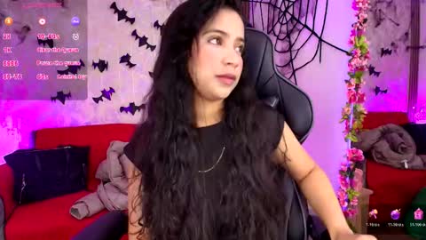 Snapshot of sophi_gray chatting on November 5, 2025, 10:04 am Shophi online show from November 5, 2025, 10:04 am