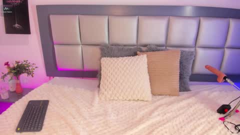 Snapshot of sophi_leone_ chatting on February 27, 2026, 3:12 pm sophi Leone online show from February 27, 2026, 3:12 pm