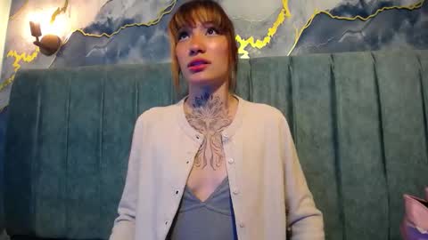 Sophi online show from October 8, 2025, 11:19 am