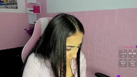 Snapshot of sophi_sweet11 chatting on July 16, 2026, 2:01 pm SOPHI online show from July 16, 2026, 2:01 pm
