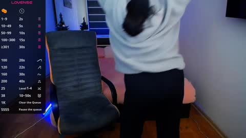 sophia__olsen online show from December 14, 2024, 10:24 am