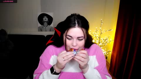 sophia__olsen online show from January 31, 2025, 6:24 am