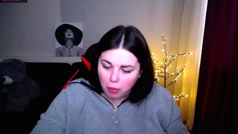 sophia__olsen online show from February 25, 2025, 12:34 pm