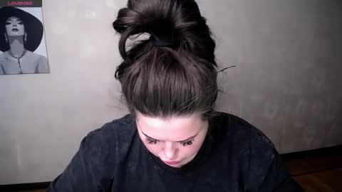 sophia__olsen online show from September 23, 2025, 5:43 am