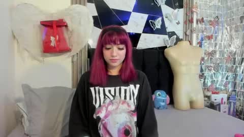 Snapshot of sophia_arevalo_ chatting on April 27, 2026, 2:42 am Sophia online show from April 27, 2026, 2:42 am