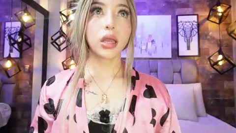 Sophia online show from January 9, 2026, 12:41 pm