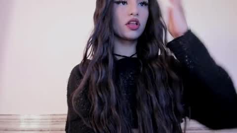 Sophia online show from February 5, 2026, 9:41 pm