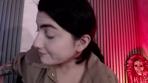 sophia hottie online show from October 28, 2025, 3:36 pm