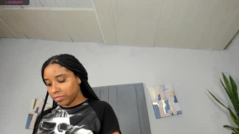 Snapshot of sophia_ebony___ chatting on February 4, 2026, 12:22 pm sophia_ebony___ online show from February 4, 2026, 12:22 pm
