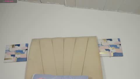 Snapshot of sophia_ebony___ chatting on June 15, 2026, 1:35 pm sophia_ebony___ online show from June 15, 2026, 1:35 pm