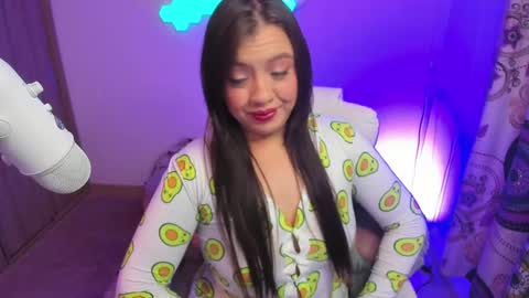 sophia_grants online show from January 21, 2025, 4:21 am