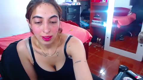 Snapshot of sophia_greey chatting on July 16, 2026, 9:21 pm sophia_greey online show from July 16, 2026, 9:21 pm
