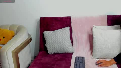 sophia CM online show from May 15, 2026, 11:01 pm